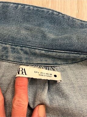 ZARA Light Blue Denim Women's Jeans